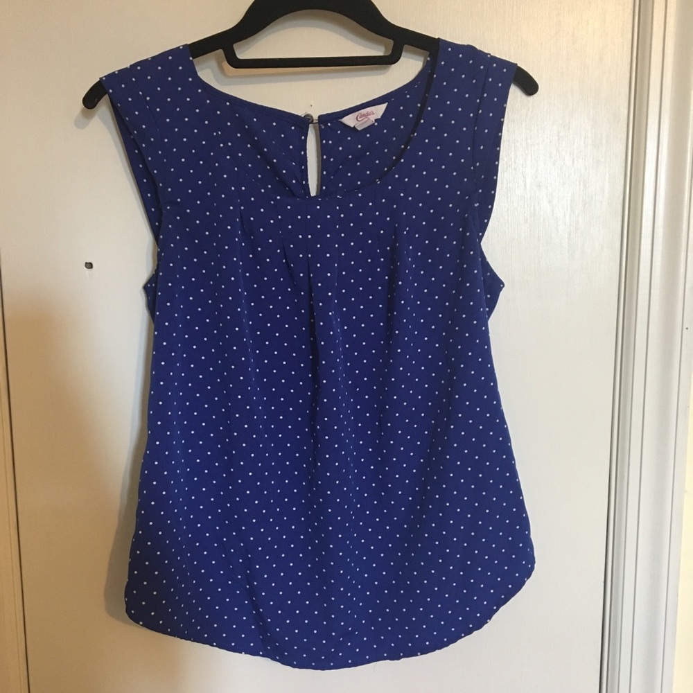 Blue w/White polka dot short sleeve blouse